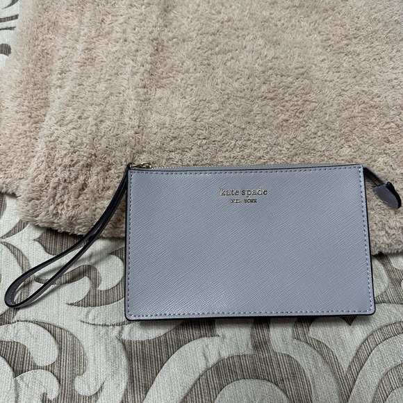 Kate Spade Wristlet - Picture 1 of 5